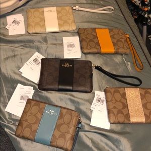 💥SOLD💥5 sep.Coach wristlets Crossgrain Leather